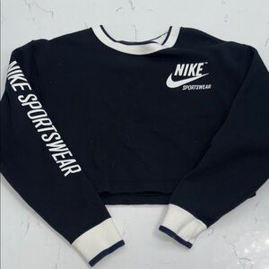 Nike Women's Black and White Sportswear Crew Neck Sweater